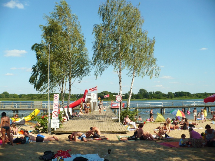 Plaża i kąpielisko strzeżone w Chmielnikach
