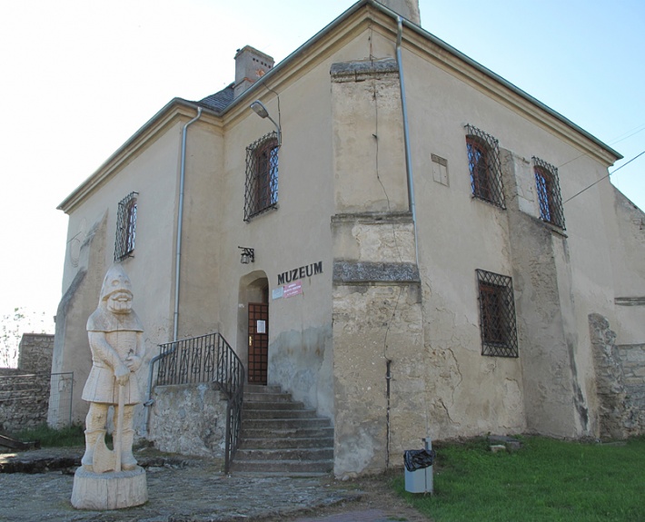 Szydłów - skarbczyk, obecnie muzeum