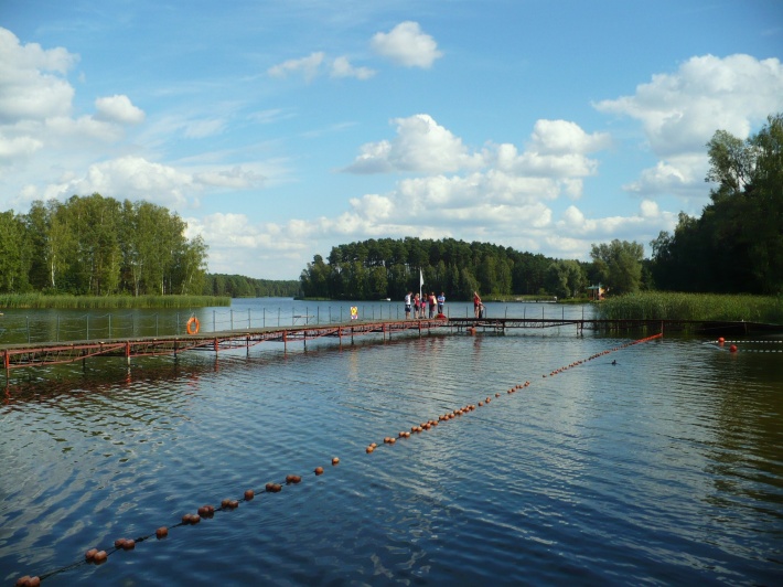 Jezioro Koronowskie-kąpielisko i pomost w Samociążku
