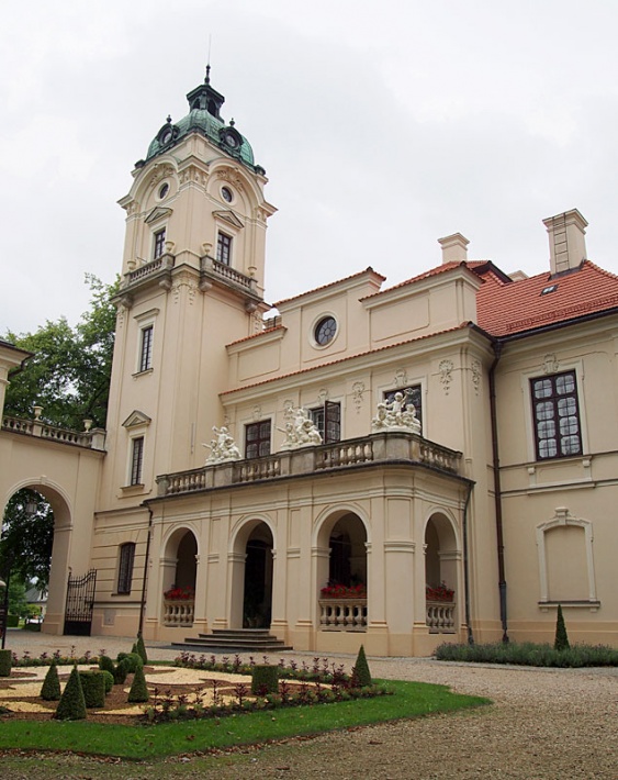 Kozłówka - pałac Zamoyskich, elewacja południowa z wieżą