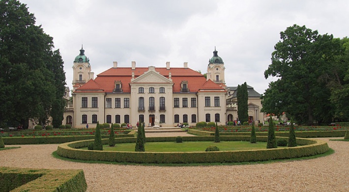Kozłówka - pałac Zamoyskich, elewacja wschodnia