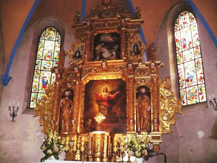 Renesansowy ołtarz główny z 1626roku,w prezbiterium kościoła