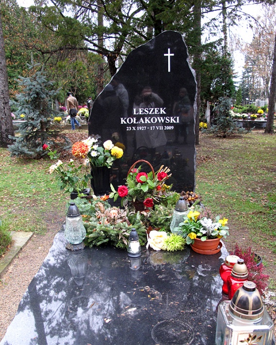 grób Leszka Kołakowskiego - filozofa i publicysty