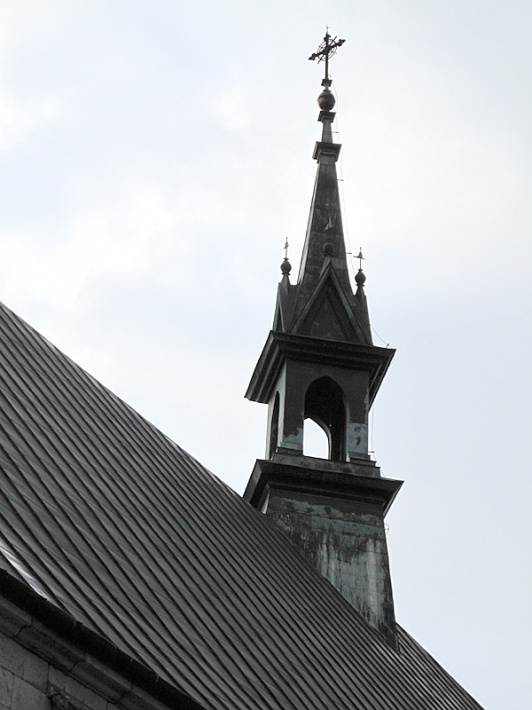 kościół św. Mikołaja w Żarnowie - wieżyczka sygnaturki