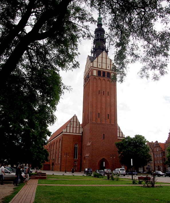 Katedra św. Mikołaja w Elblągu - elewacja zachodnia