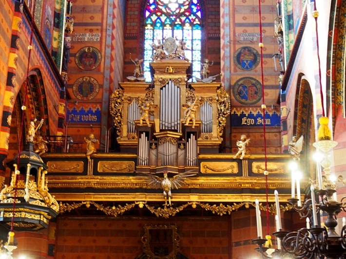 kościół Mariacki w Krakowie - empora muzyczna z organami